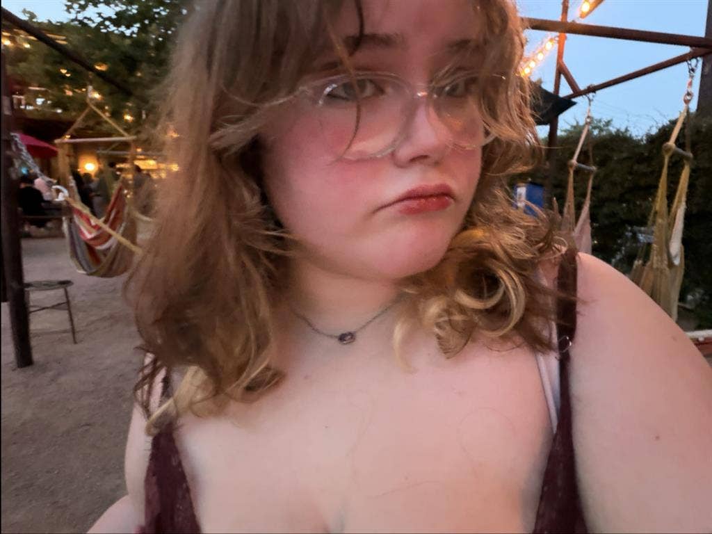 lf roommate around my age, funny