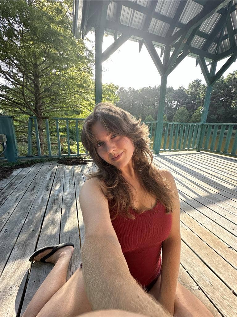 Looking for a room/roommates!