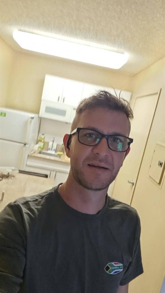 Looking for Studio/1 bedroom space