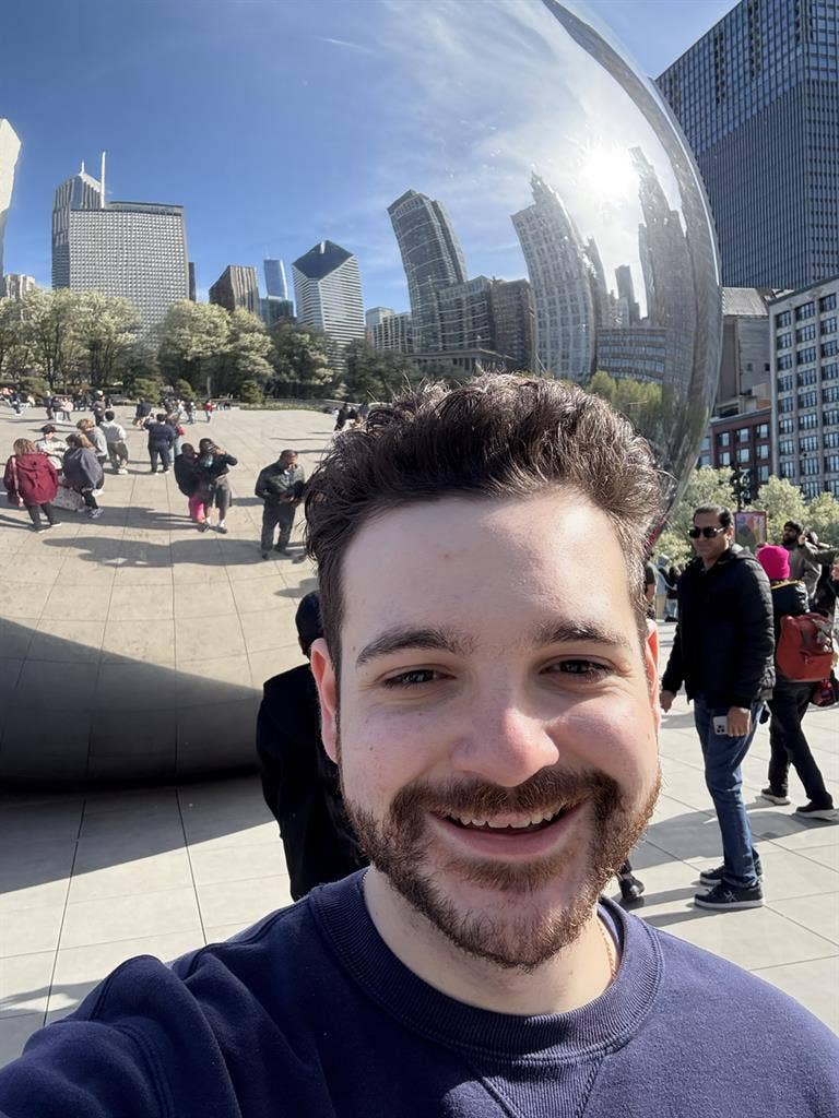 Looking for roommate/rooms for rent