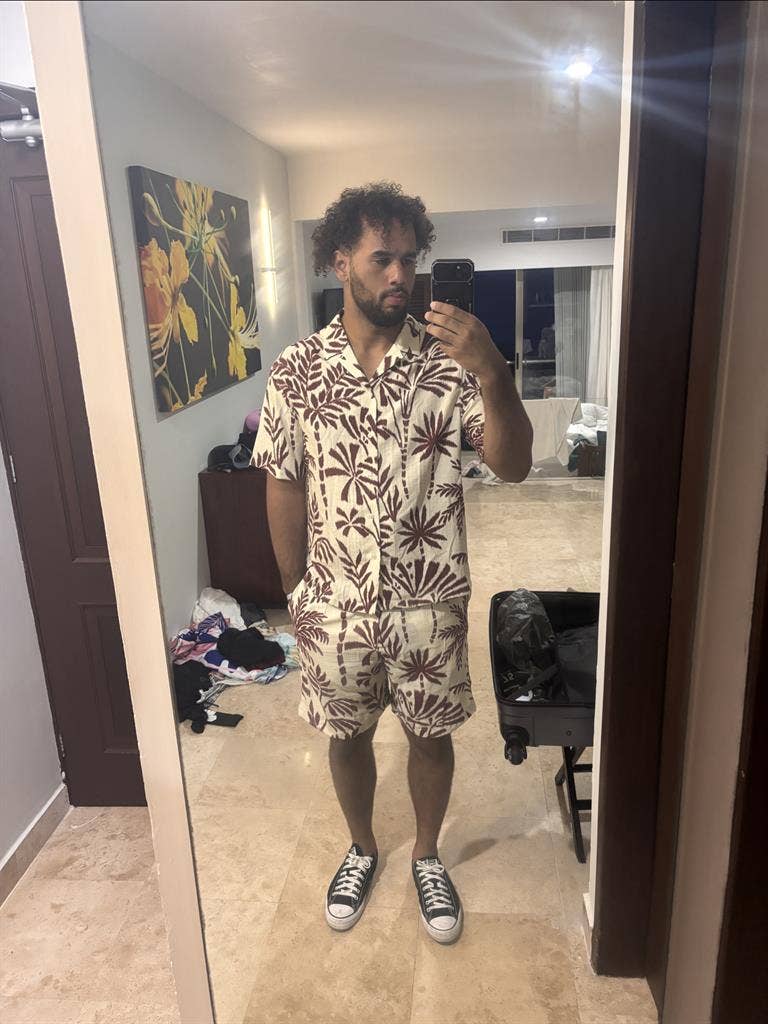 Looking for roommate 4/20 friendly
