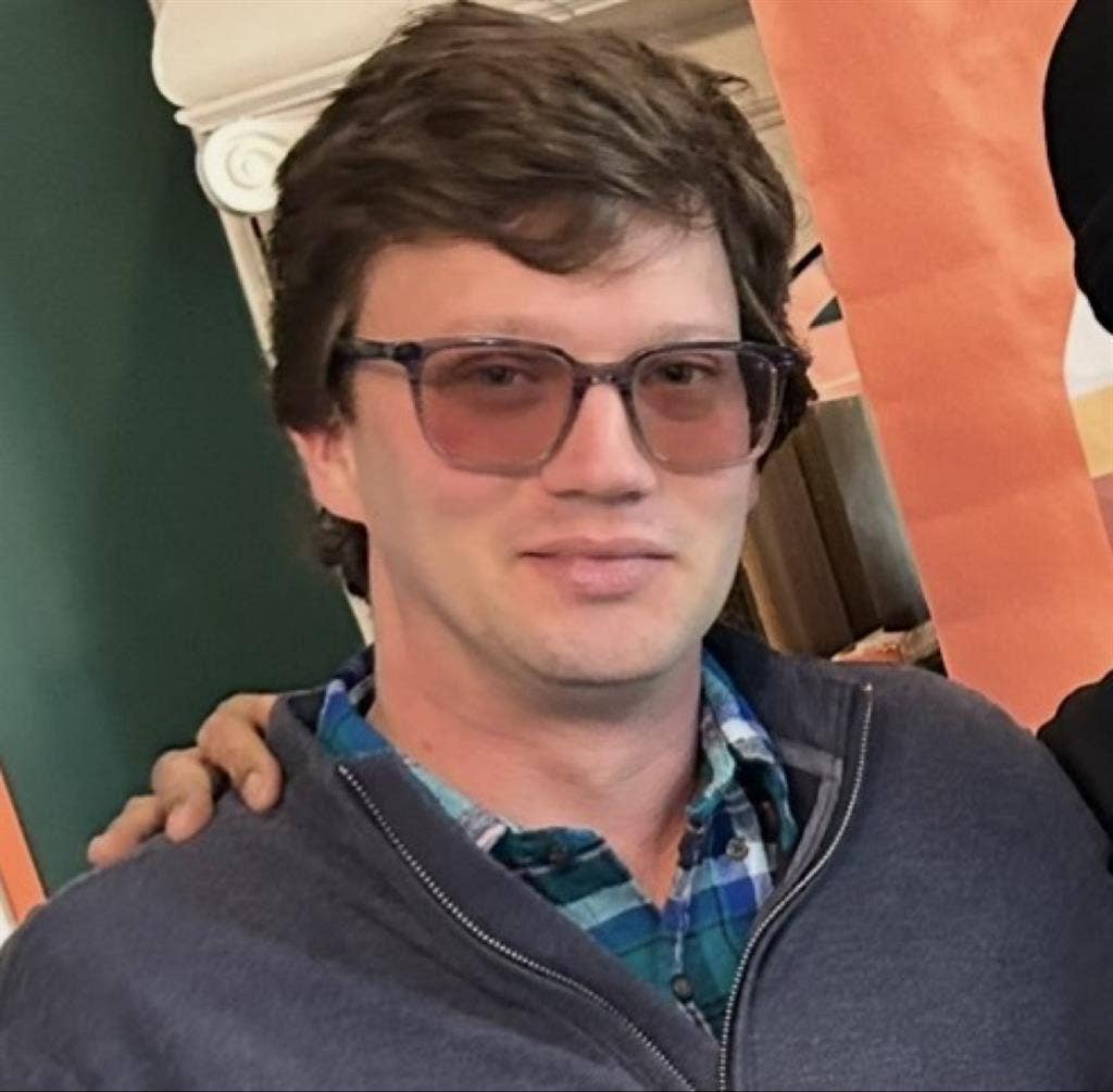 Clean, quiet professional in Boston