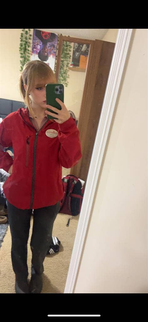 Looking for roommate