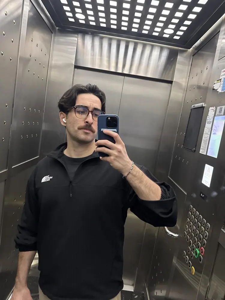 Looking for room for master student