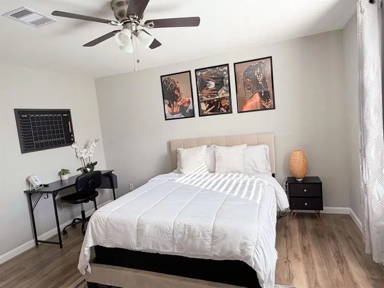 Elegant 4 BDR near Medical Centerr