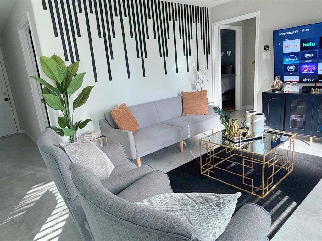 Elegant 4 BDR near Medical Centerr