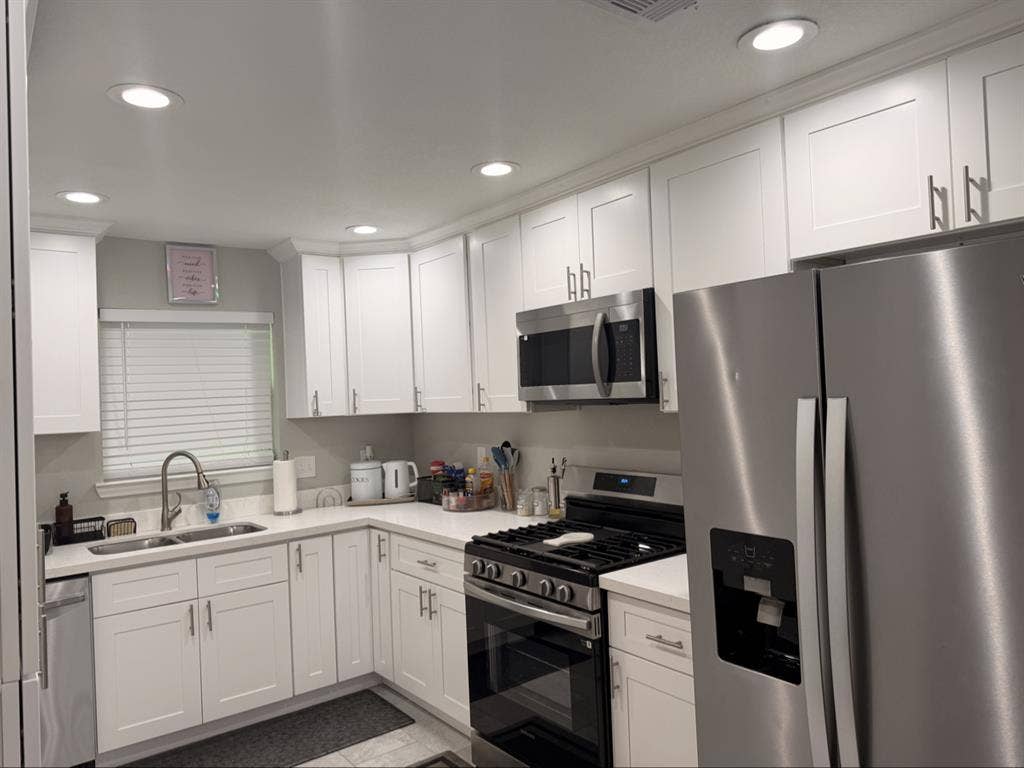 Elegant 4 BDR near Medical Centerr