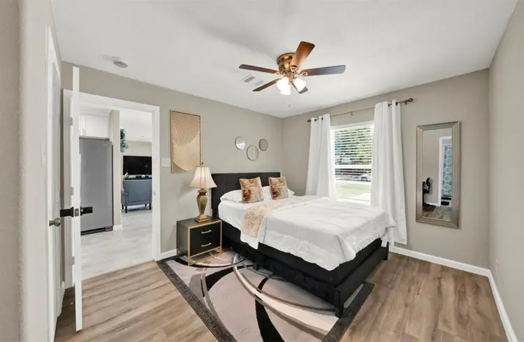 Elegant 4 BDR near Medical Centerr