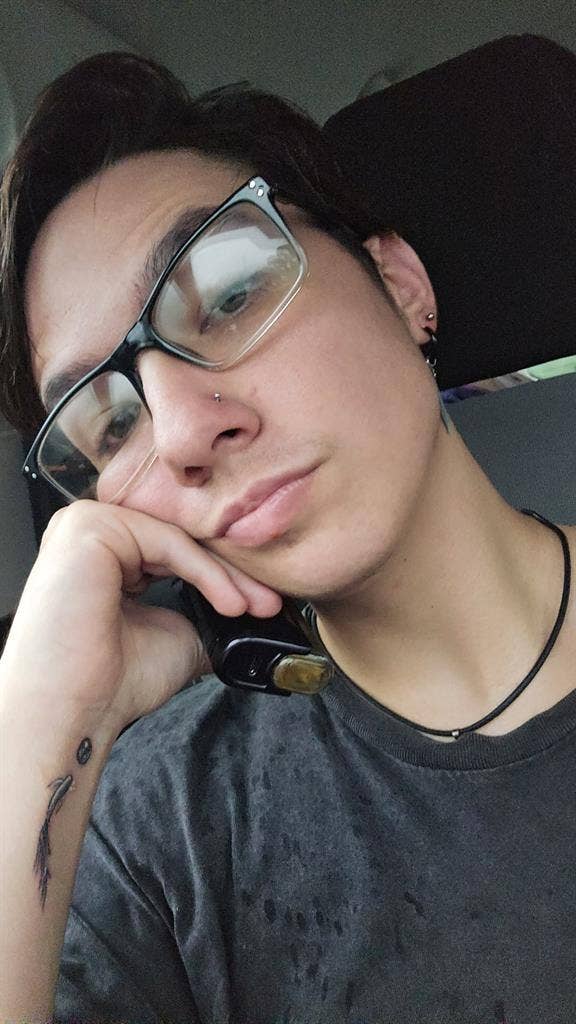 Couple looking for a room/place