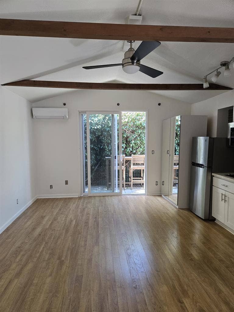 Studio Cottage, Downtown Mtn.View