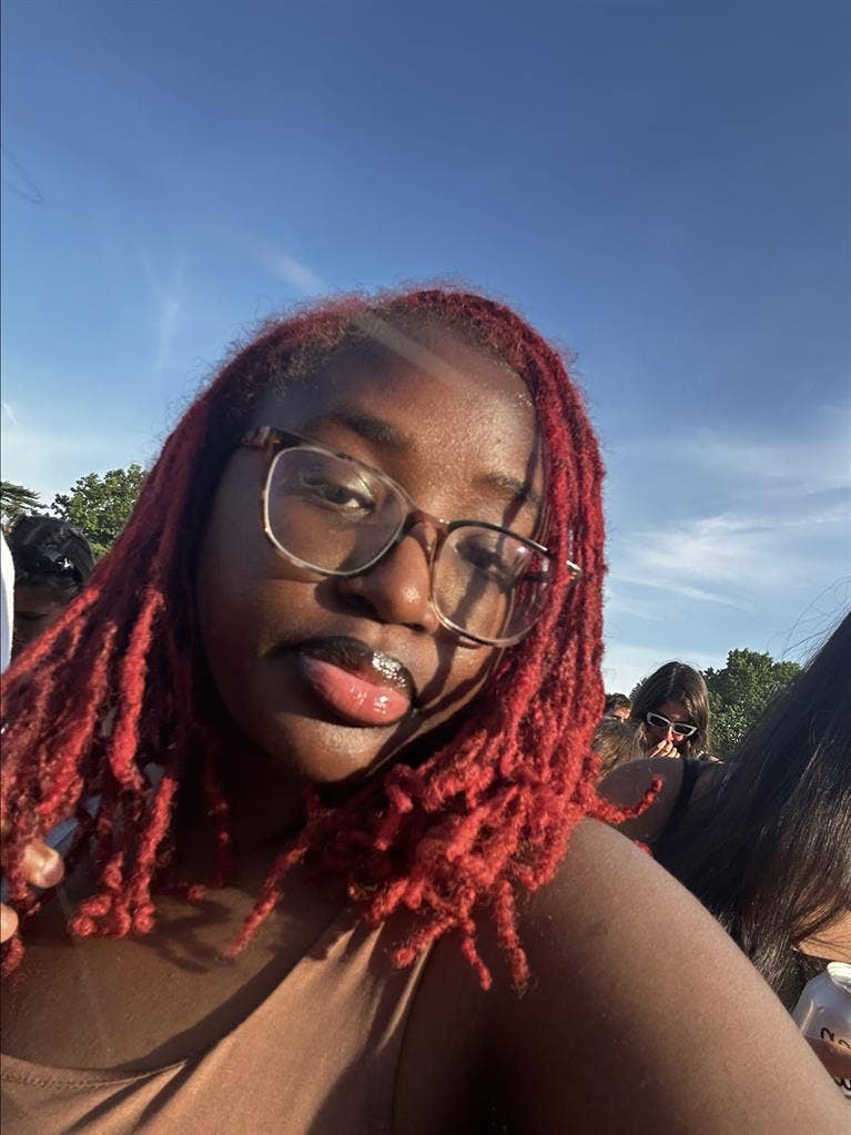 Room or Roommates wanted | women