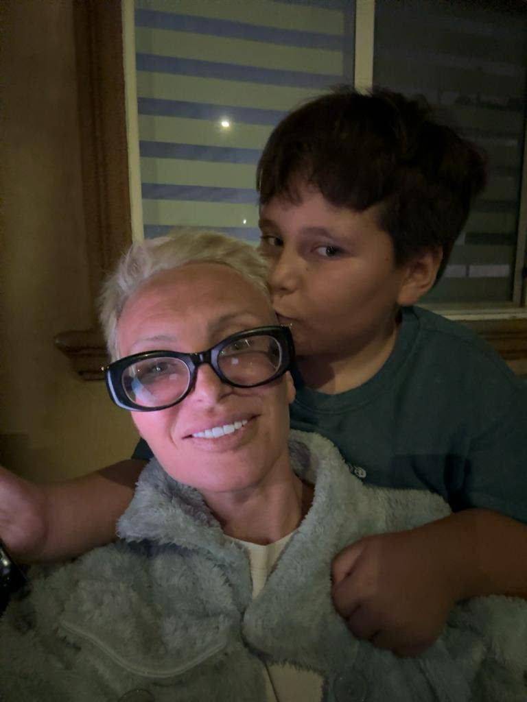 Mom & 9-year-old son seeking room