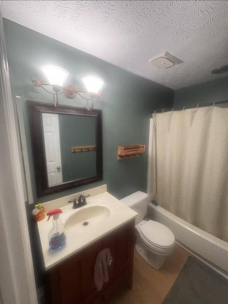 Furnished Room full Bathroom