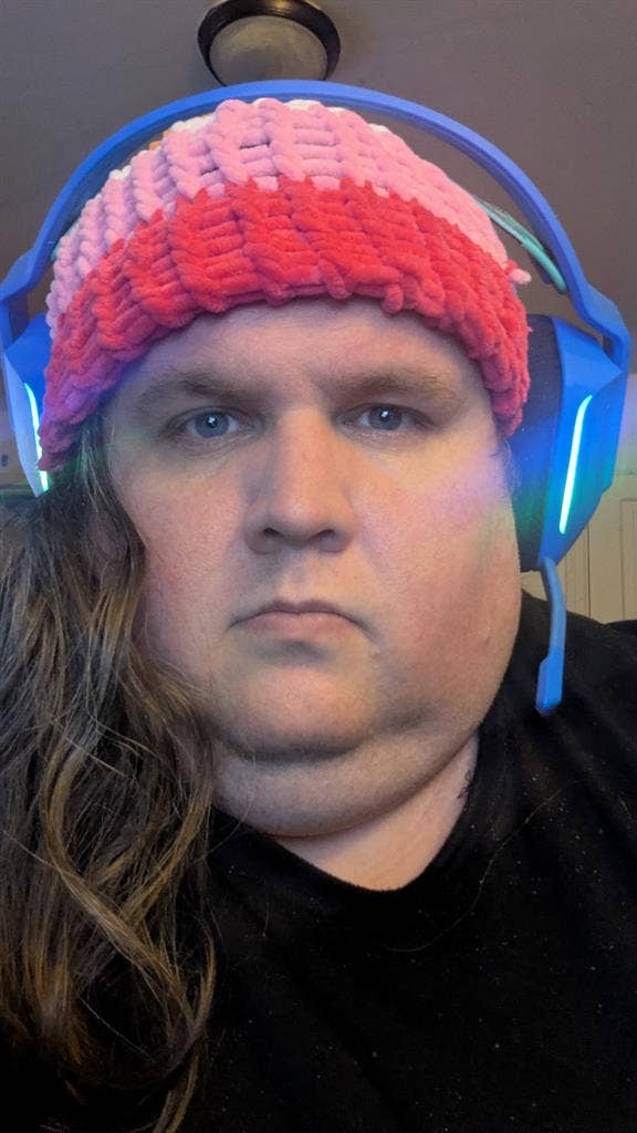 Looking for room or roommate teamup