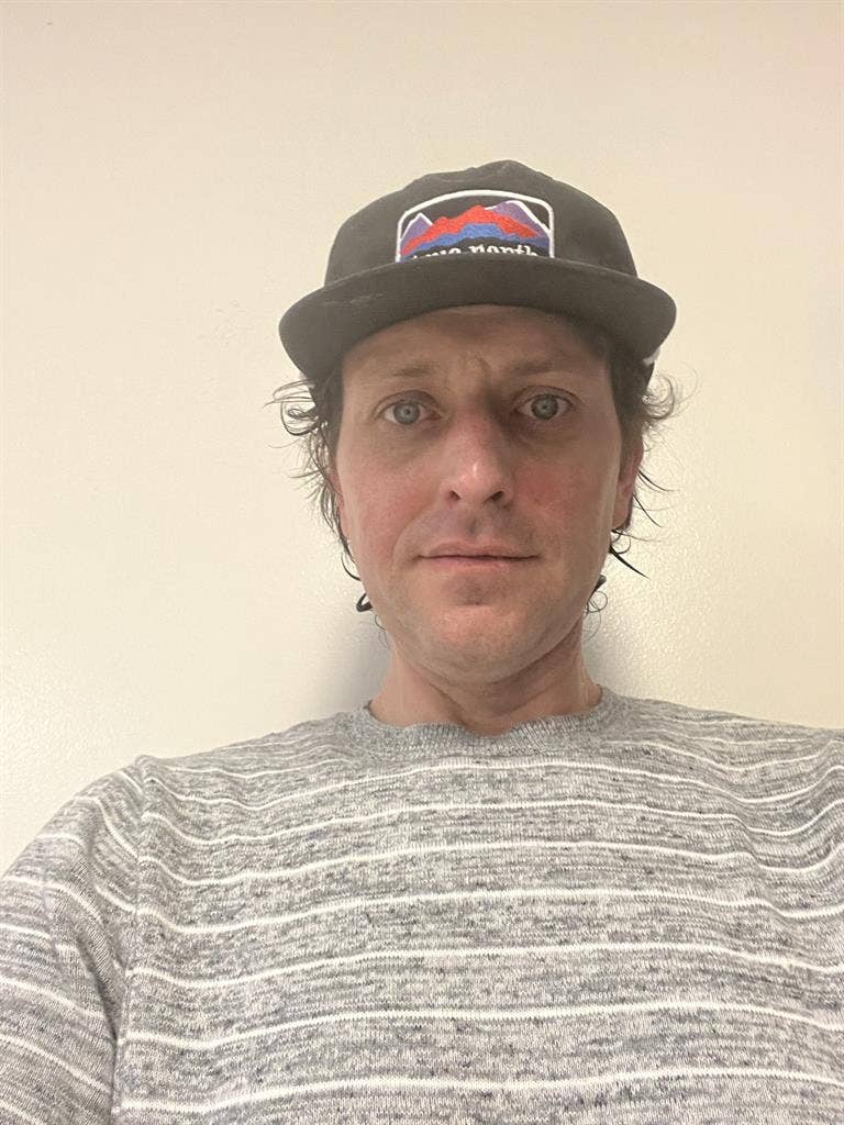 Sober professional looking to rent