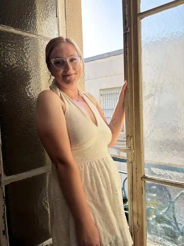 Finding girl roommates pet friendly