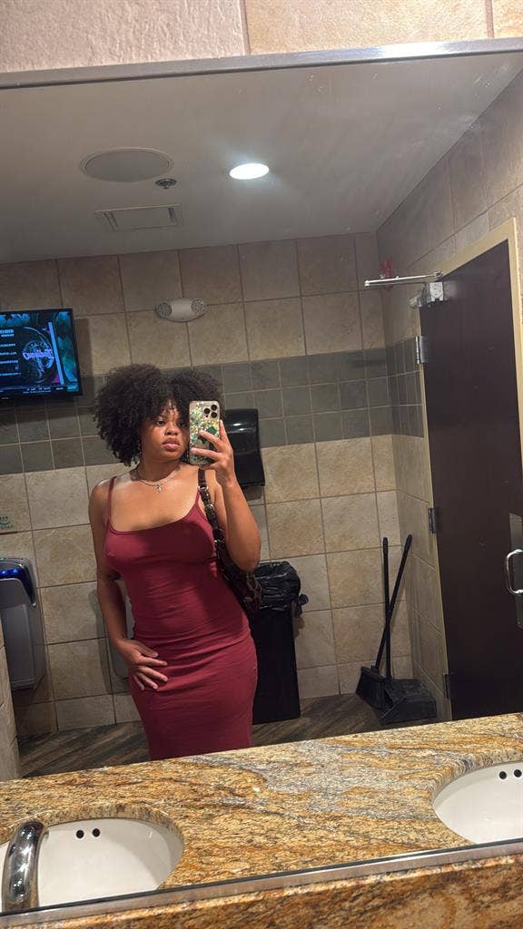 Looking for 1b/2b apartment ASAP