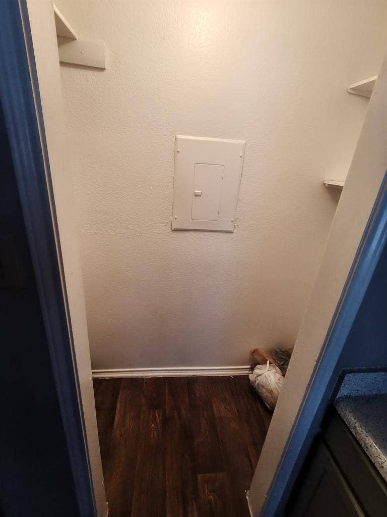 Roommate wanted