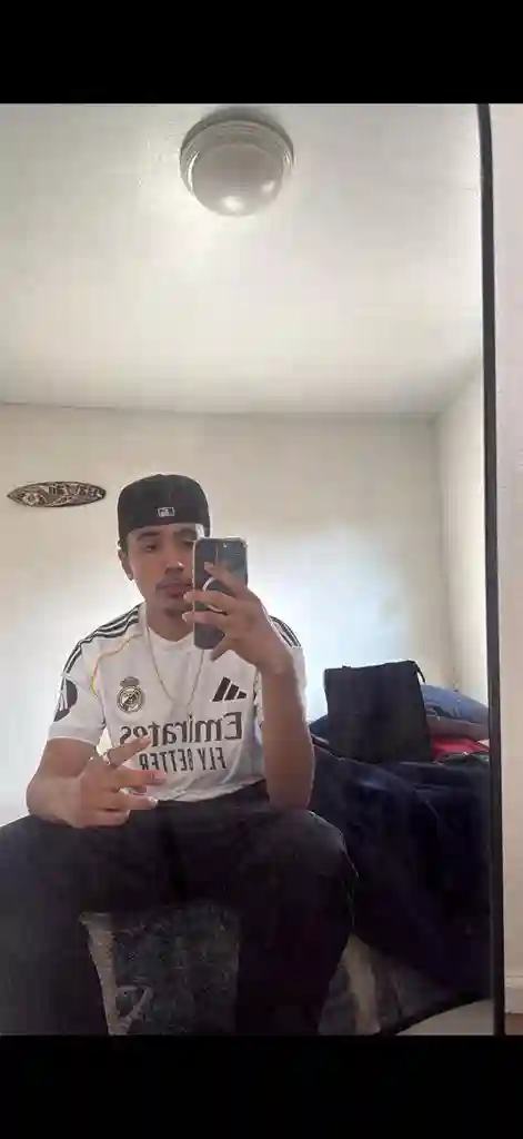 Looking for a roommate