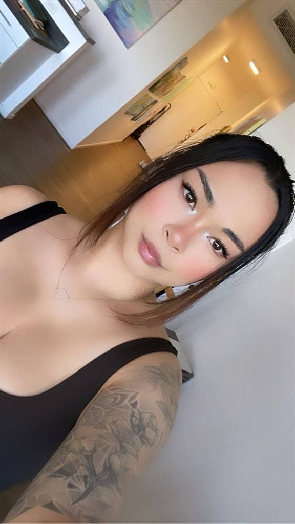 Professional Woman Looking for Room
