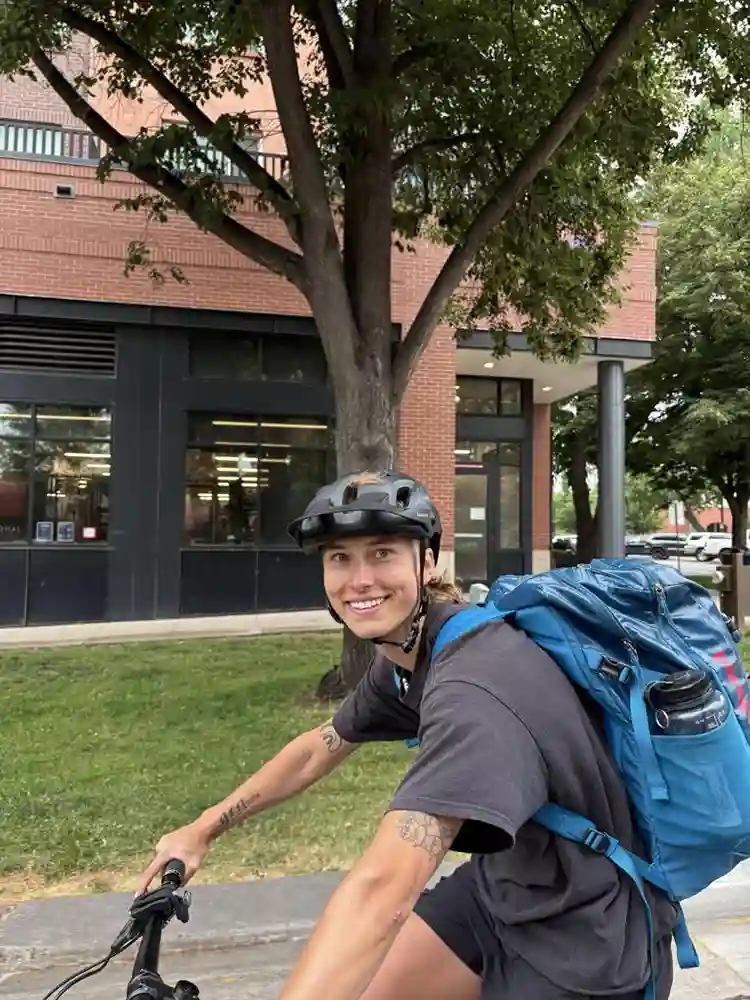 She/her, 25, young professional