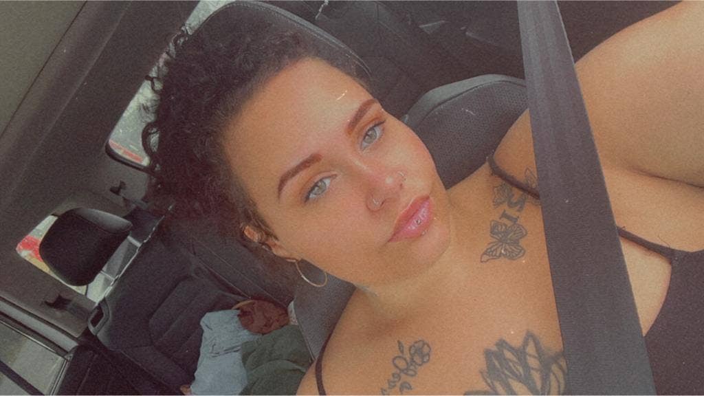 Career driven single woman looking