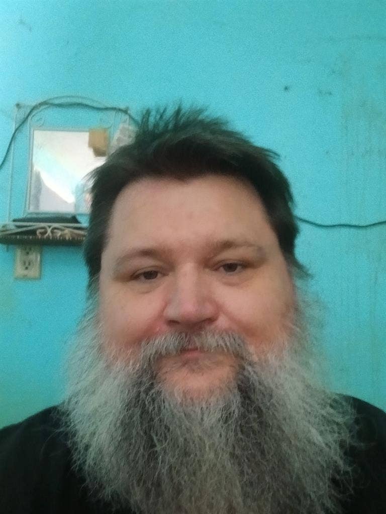 52yrs male Looking rent a room