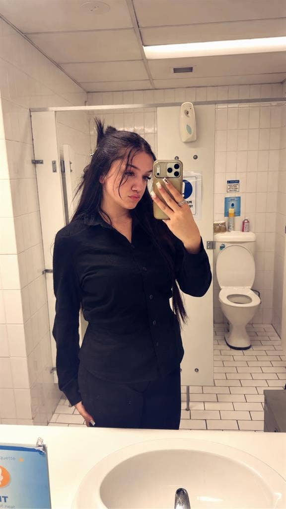 Full time worker Ryde