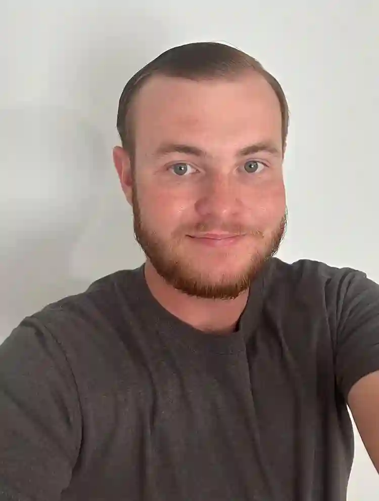 Looking for professional roommate