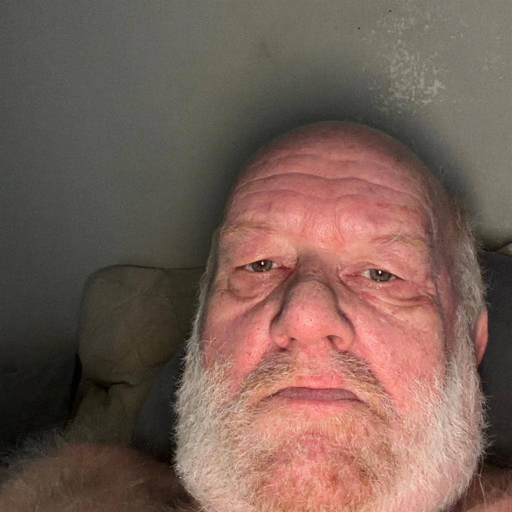 Hi