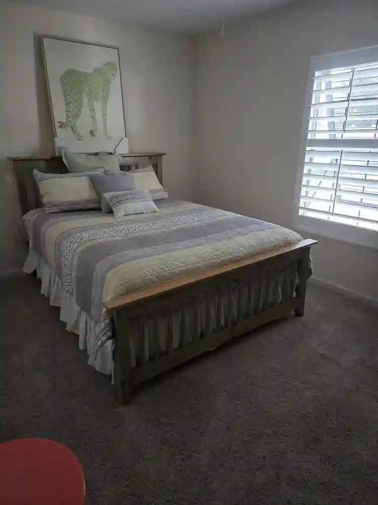 Beautiful 2 Room and bathroom.