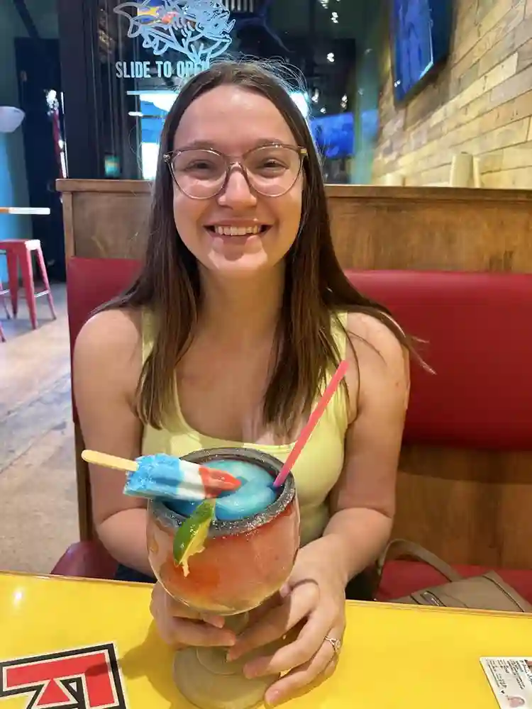 23 year old needing a roomate!