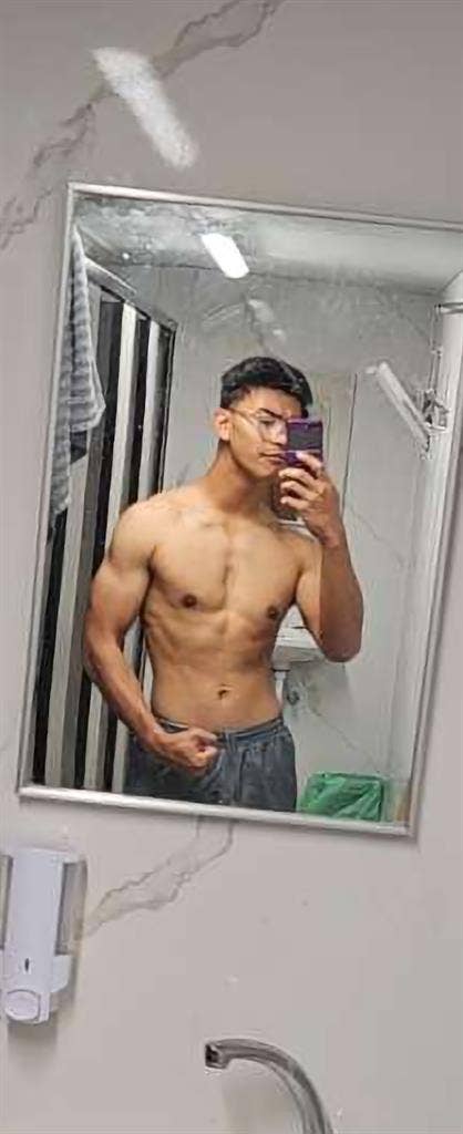 I'm looking to room with someone.