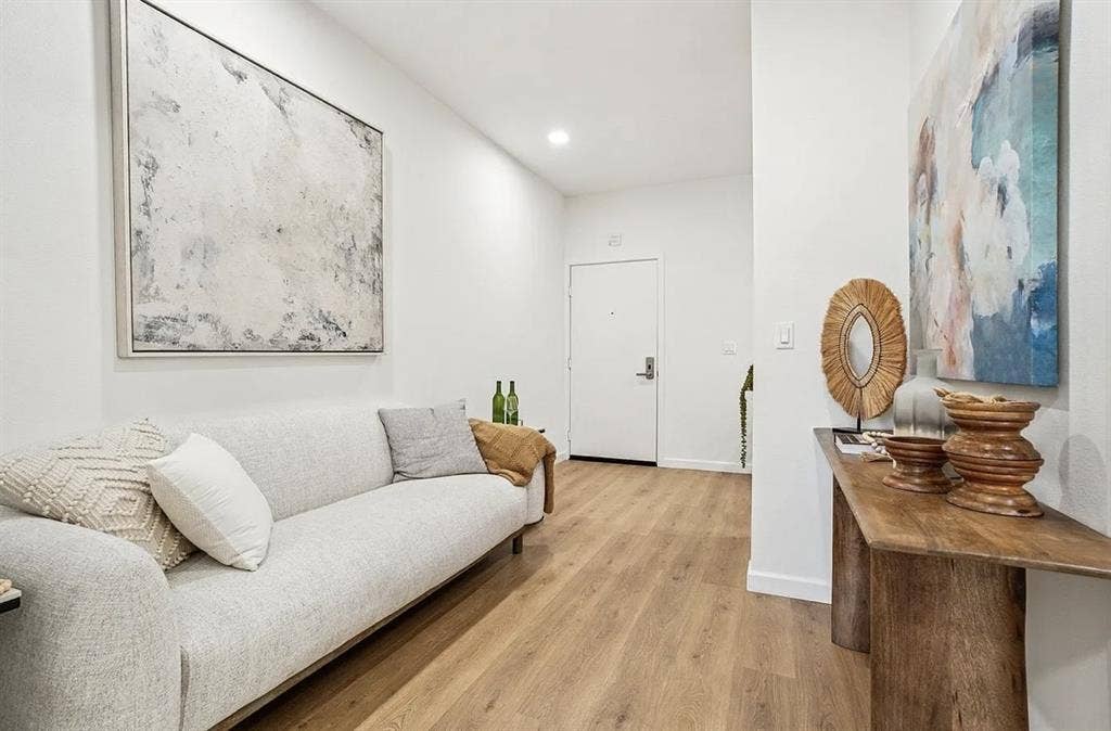 living destination in Los Angeles