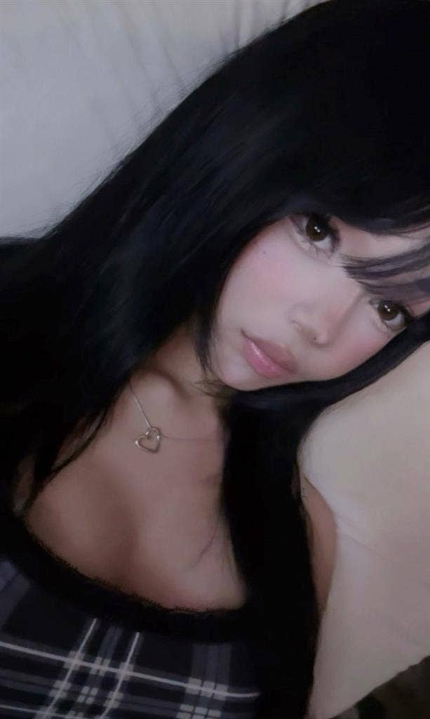 18F looking for a chill roomie