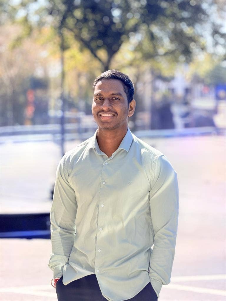 27M Pro Seeking Room (Oct Move-In)