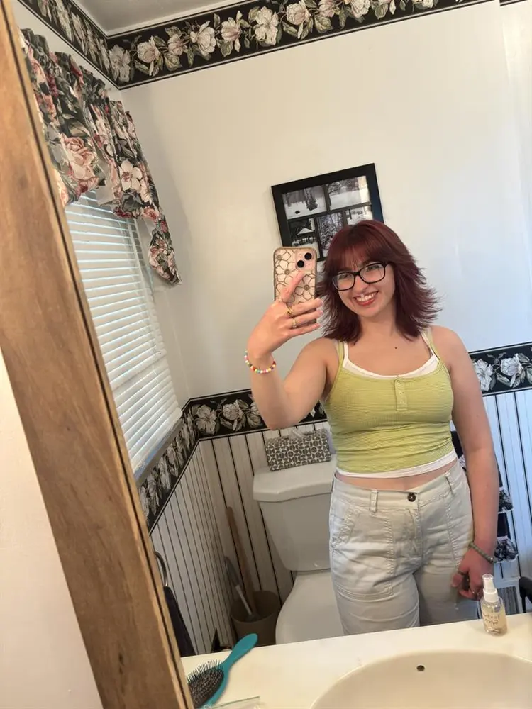 Looking for a room/roomie