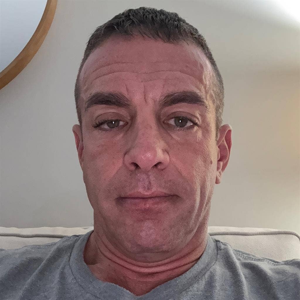 50y/o professional needs a room