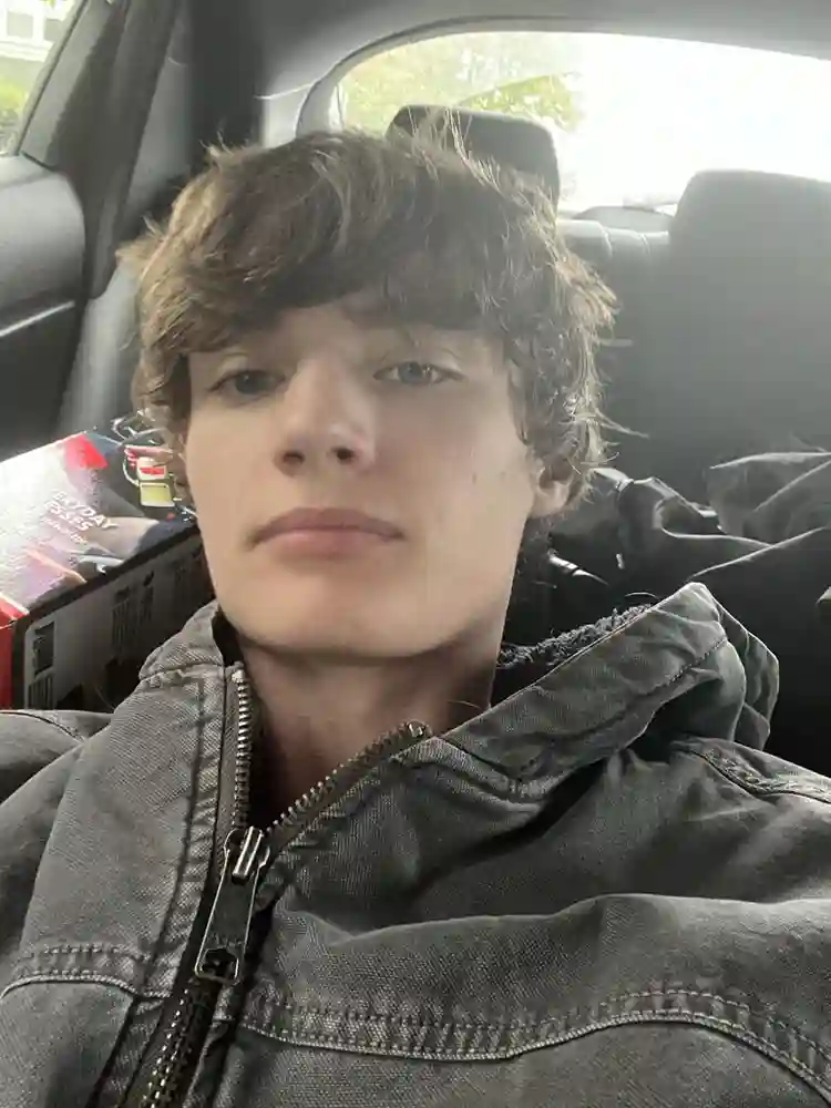 Hello, I’m Logan!