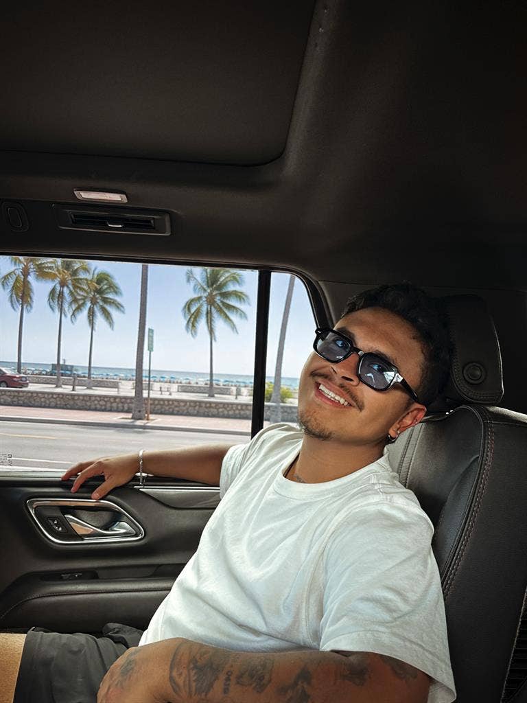 Looking for a room and roommates