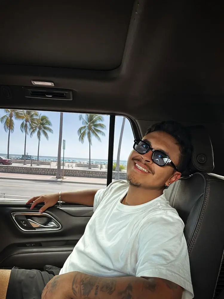 Looking for a room and roommates