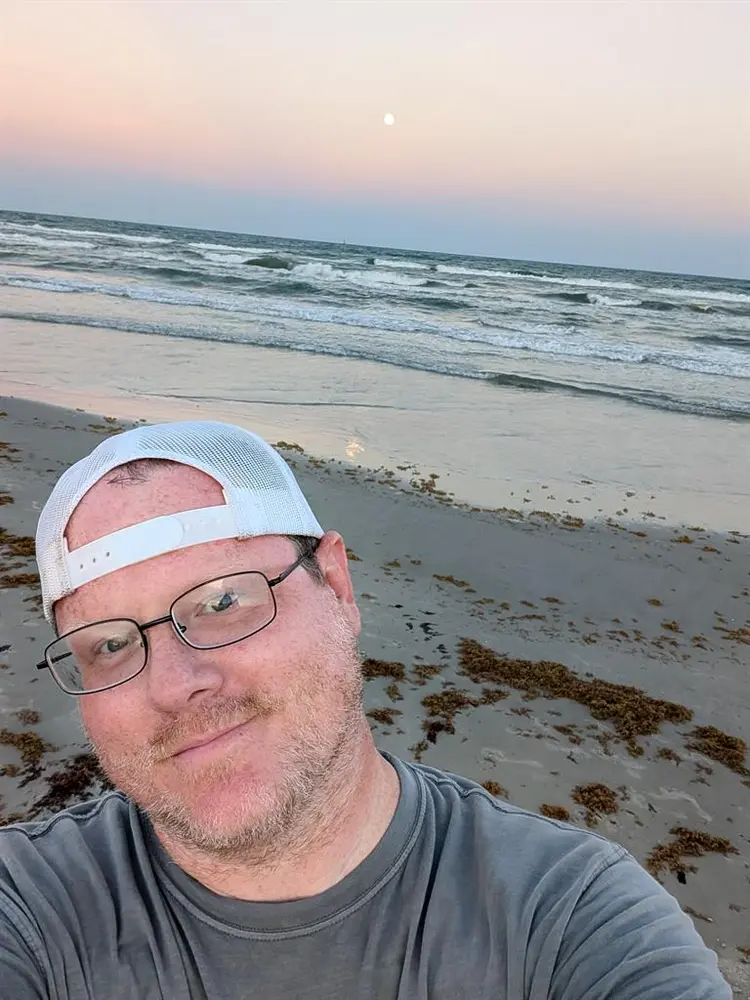 looking for a room/ate