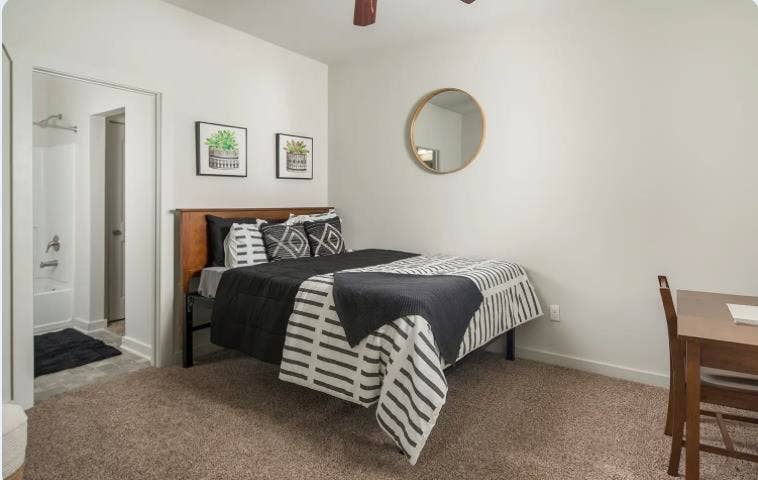 Relet at the Cottages San Marcos