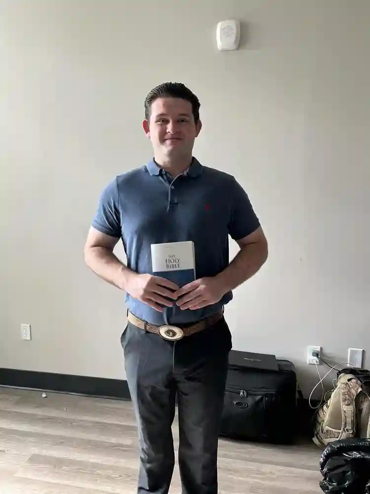 Hey I’m John looking for a room.