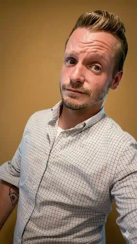 Easy going gay guy