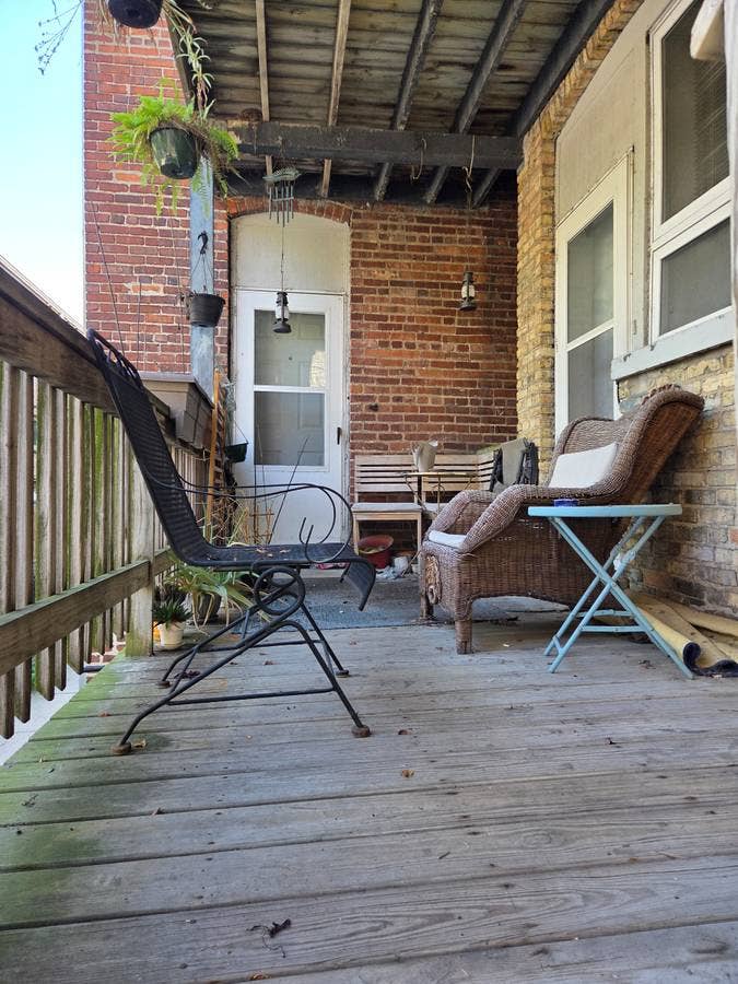 Andersonville Apt for Sublet (1 br)