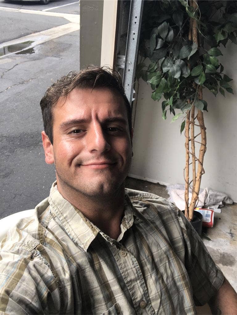 27 year old male. Looking to rent