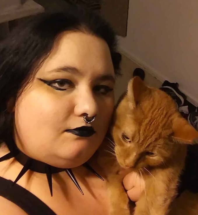 30 with cat don't wanna be homeless
