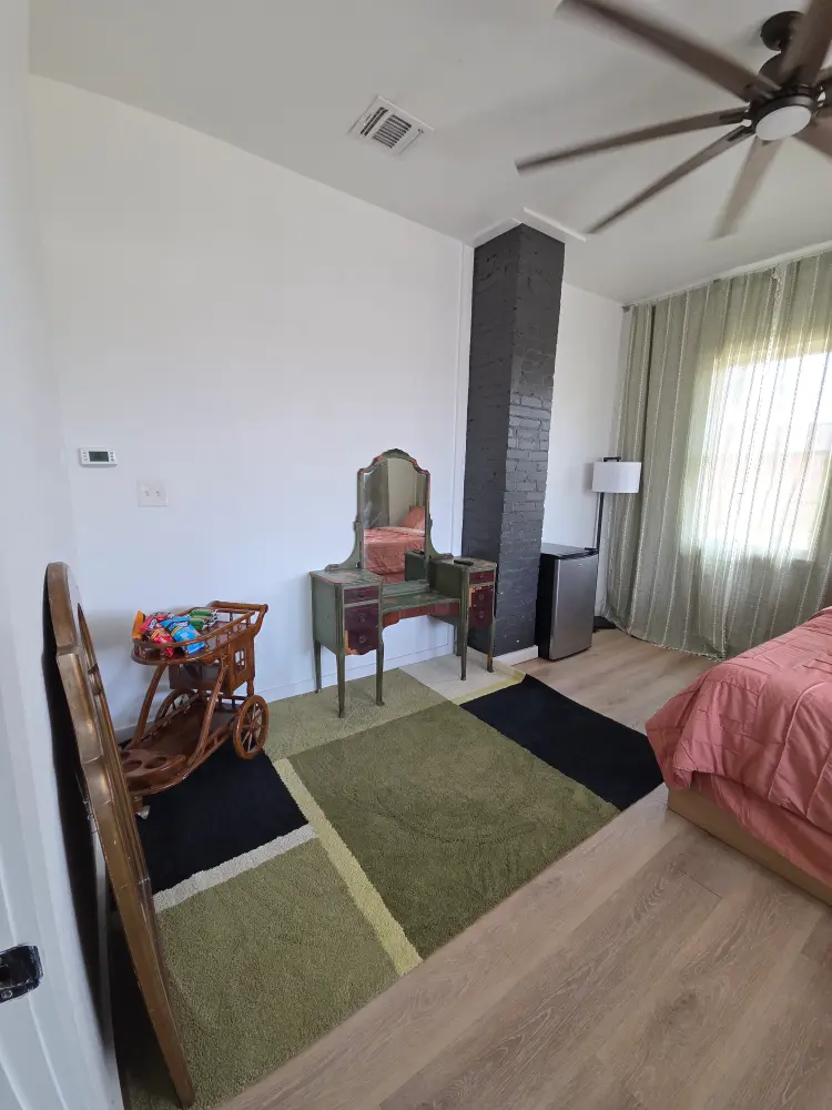Furnished Room - Utilities Included