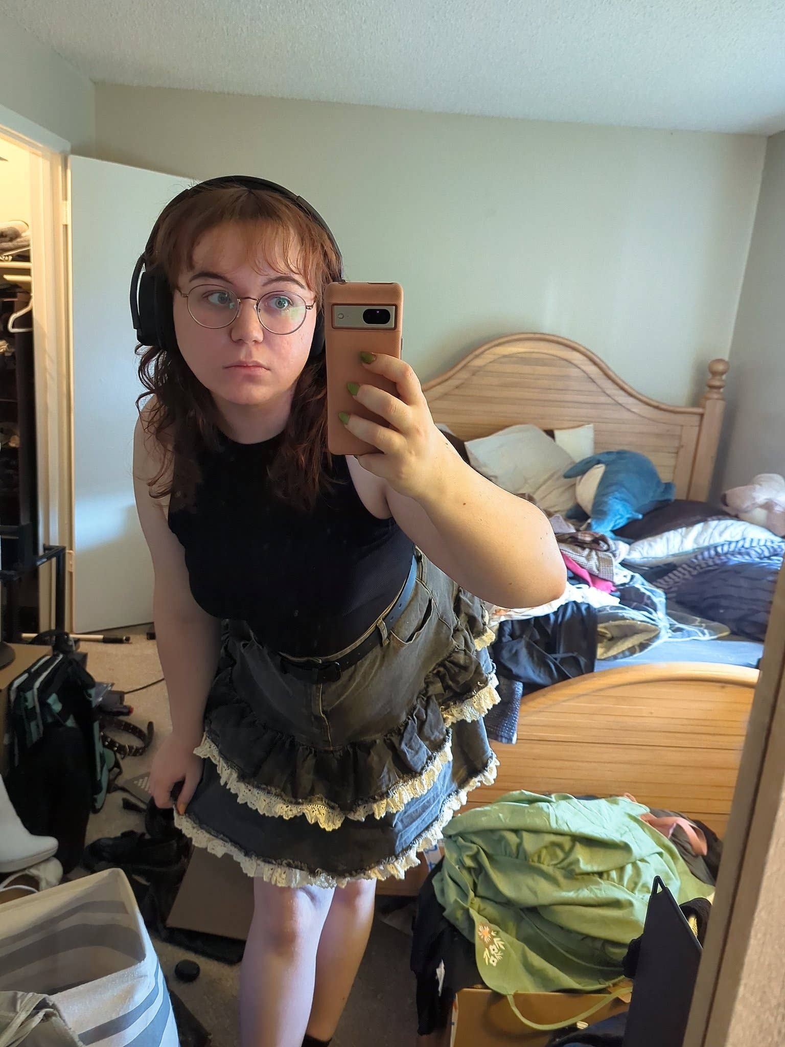 March move in, Trans woman